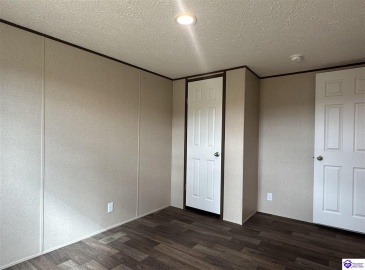 Carriewood Drive, Cecilia, Kentucky 42724, ,2 BathroomsBathrooms,For Sale,Carriewood Drive,HK24004230