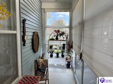 Dixie Avenue, Elizabethtown, Kentucky 42701, ,3 BathroomsBathrooms,For Sale,Dixie Avenue,HK24004233