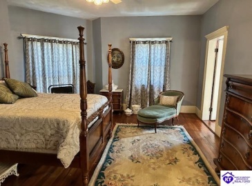 Dixie Avenue, Elizabethtown, Kentucky 42701, ,3 BathroomsBathrooms,For Sale,Dixie Avenue,HK24004233