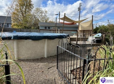 Dixie Avenue, Elizabethtown, Kentucky 42701, ,3 BathroomsBathrooms,For Sale,Dixie Avenue,HK24004233