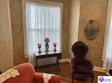 Dixie Avenue, Elizabethtown, Kentucky 42701, ,3 BathroomsBathrooms,For Sale,Dixie Avenue,HK24004233