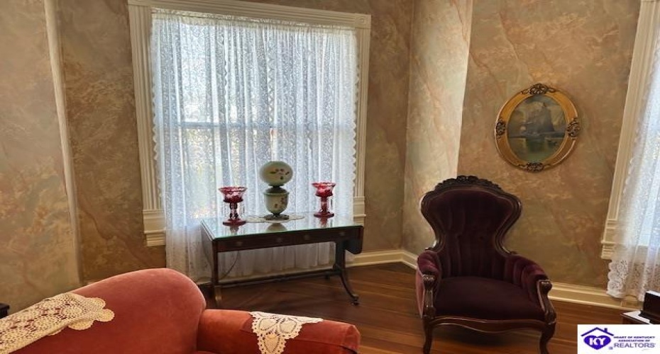 Dixie Avenue, Elizabethtown, Kentucky 42701, ,3 BathroomsBathrooms,For Sale,Dixie Avenue,HK24004233