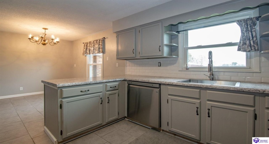 Constantine Fairfield Road, Garfield, Kentucky 40140, ,2 BathroomsBathrooms,For Sale,Constantine Fairfield Road,HK24004234