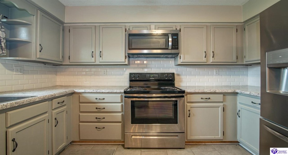 Constantine Fairfield Road, Garfield, Kentucky 40140, ,2 BathroomsBathrooms,For Sale,Constantine Fairfield Road,HK24004234