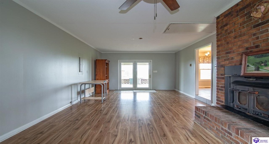 Constantine Fairfield Road, Garfield, Kentucky 40140, ,2 BathroomsBathrooms,For Sale,Constantine Fairfield Road,HK24004234