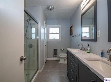 Constantine Fairfield Road, Garfield, Kentucky 40140, ,2 BathroomsBathrooms,For Sale,Constantine Fairfield Road,HK24004234