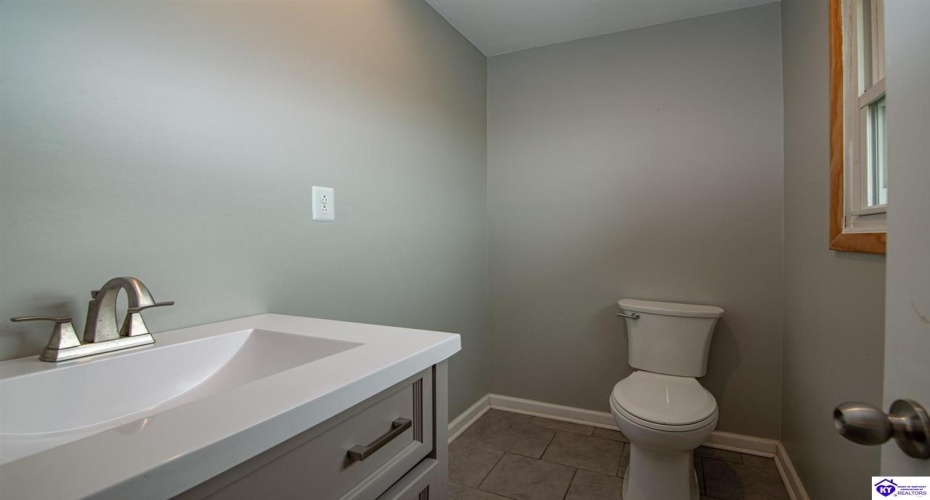 Constantine Fairfield Road, Garfield, Kentucky 40140, ,2 BathroomsBathrooms,For Sale,Constantine Fairfield Road,HK24004234