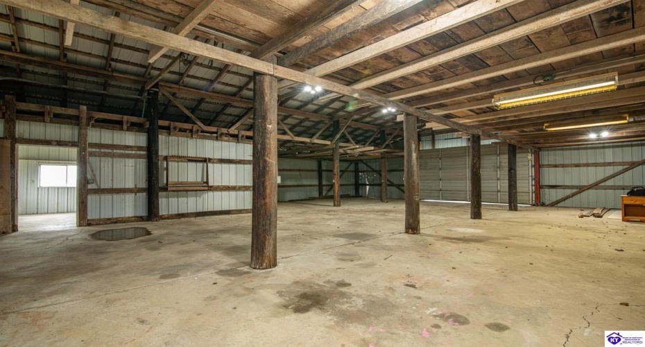 Constantine Fairfield Road, Garfield, Kentucky 40140, ,2 BathroomsBathrooms,For Sale,Constantine Fairfield Road,HK24004234