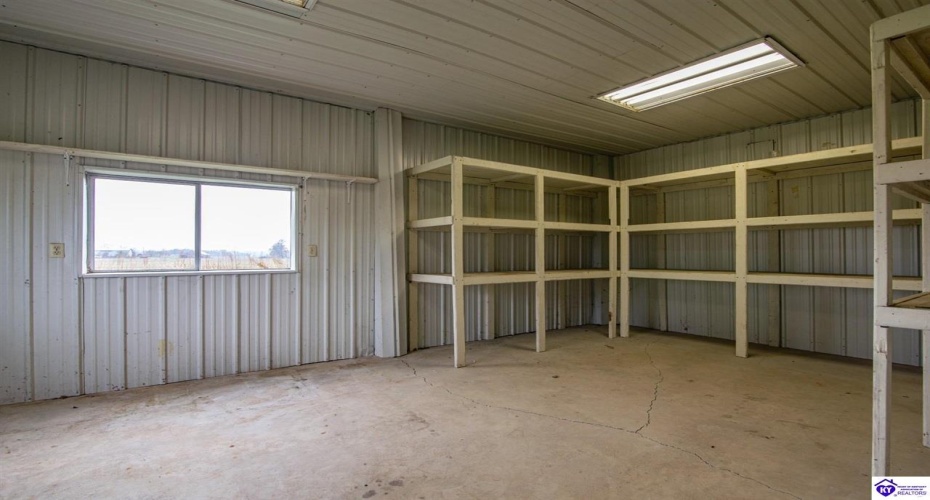 Constantine Fairfield Road, Garfield, Kentucky 40140, ,2 BathroomsBathrooms,For Sale,Constantine Fairfield Road,HK24004234