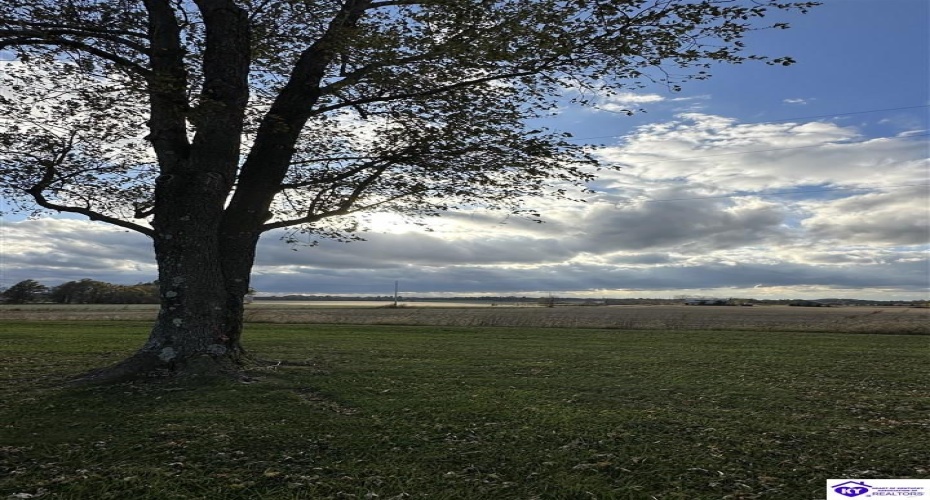 Constantine Fairfield Road, Garfield, Kentucky 40140, ,2 BathroomsBathrooms,For Sale,Constantine Fairfield Road,HK24004234