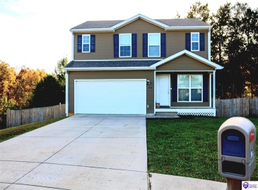 Dewberry Court, Elizabethtown, Kentucky 42701, ,3 BathroomsBathrooms,For Sale,Dewberry Court,HK24004235