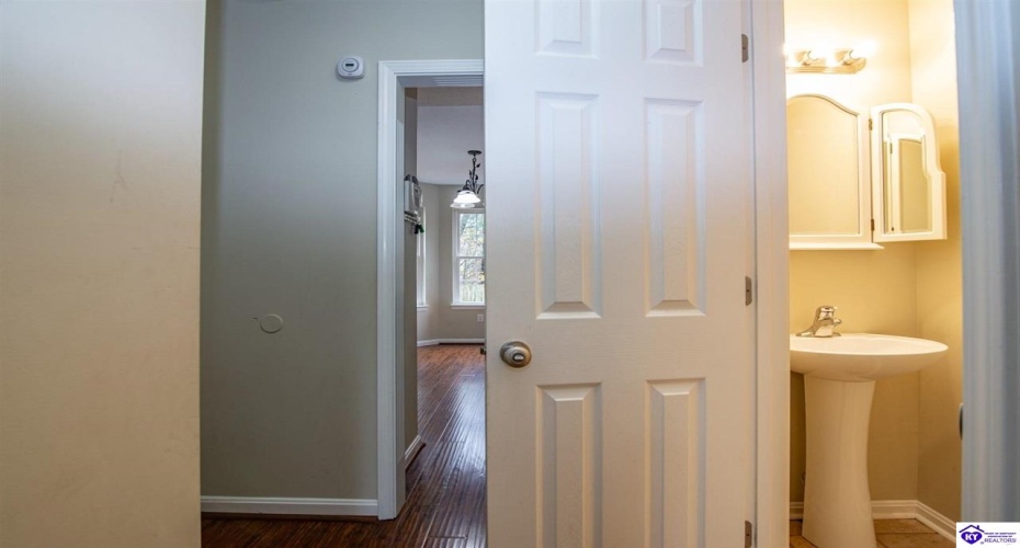 Slippery Rock Court, Vine Grove, Kentucky 40175, ,4 BathroomsBathrooms,For Sale,Slippery Rock Court,HK24004236