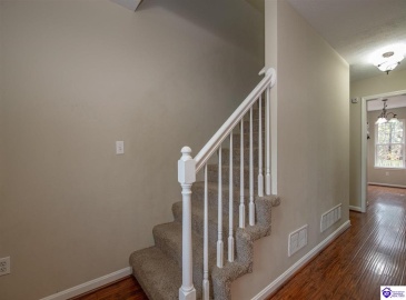 Slippery Rock Court, Vine Grove, Kentucky 40175, ,4 BathroomsBathrooms,For Sale,Slippery Rock Court,HK24004236