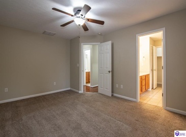 Slippery Rock Court, Vine Grove, Kentucky 40175, ,4 BathroomsBathrooms,For Sale,Slippery Rock Court,HK24004236