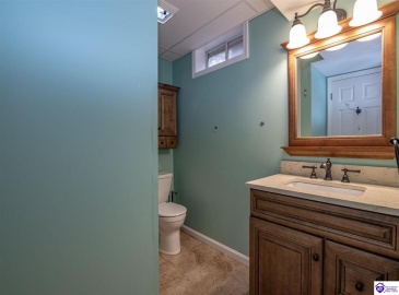 Slippery Rock Court, Vine Grove, Kentucky 40175, ,4 BathroomsBathrooms,For Sale,Slippery Rock Court,HK24004236