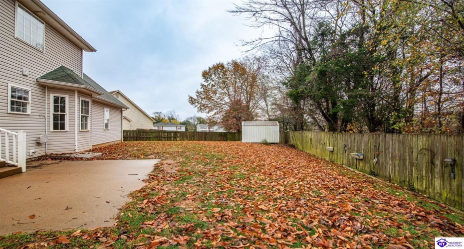 Slippery Rock Court, Vine Grove, Kentucky 40175, ,4 BathroomsBathrooms,For Sale,Slippery Rock Court,HK24004236