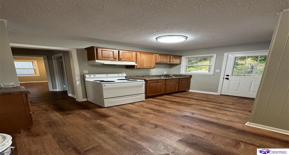 Diecks Drive, Elizabethtown, Kentucky 42701, ,1 BathroomBathrooms,For Sale,Diecks Drive,HK24004240