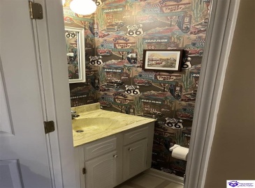 Tyler Circle, Elizabethtown, Kentucky 42701, ,3 BathroomsBathrooms,For Sale,Tyler Circle,HK24004242