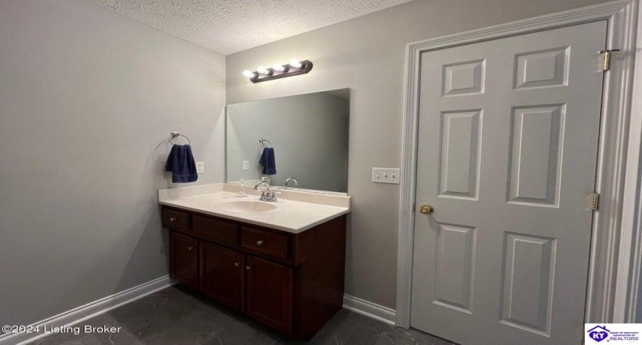 Banjo Street, Bardstown, Kentucky 40004, ,1 BathroomBathrooms,For Sale,Banjo Street,HK24004246