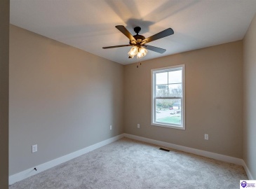 Hunter Lane, Elizabethtown, Kentucky 42701, ,3 BathroomsBathrooms,For Sale,Hunter Lane,HK24004251