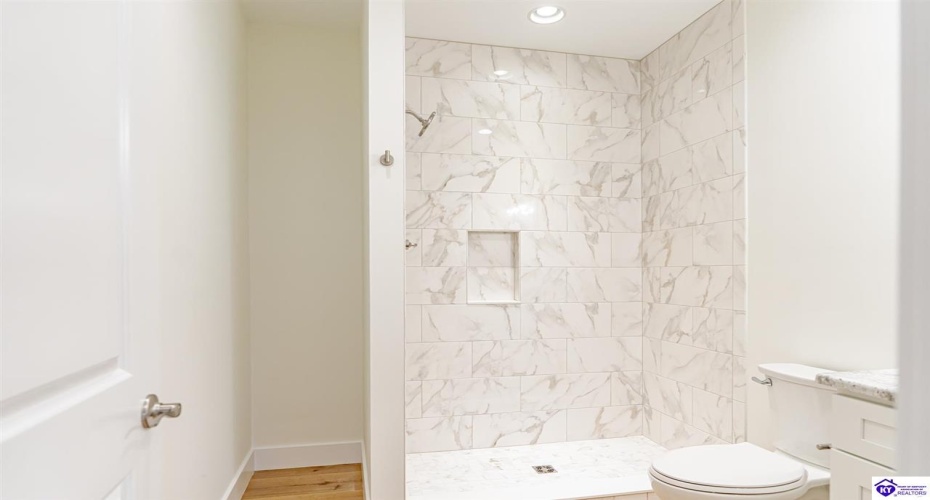 Plumpurdy Drive, Hodgenville, Kentucky 42748, 2 Bedrooms Bedrooms, ,For Sale,Plumpurdy Drive,HK24004262