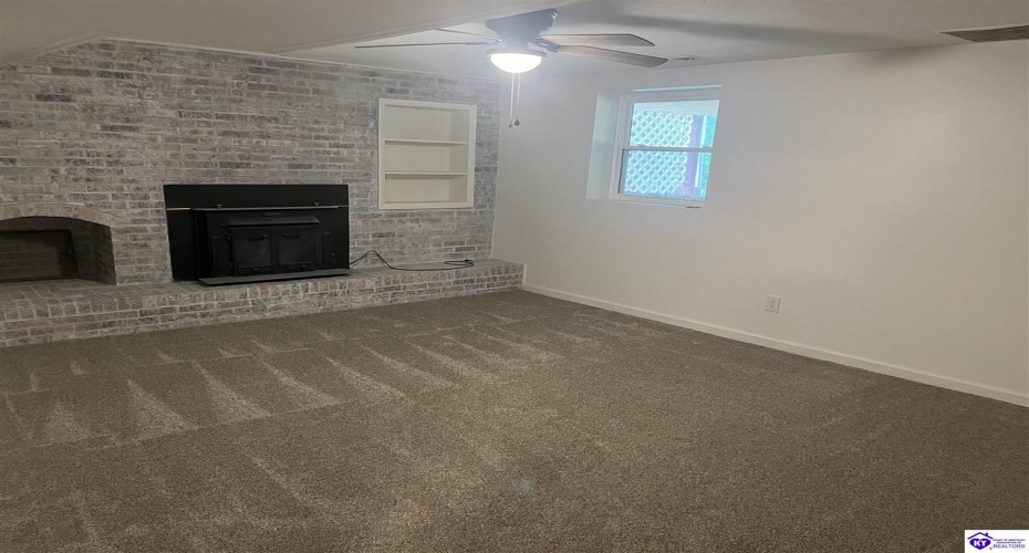 Wooldridge Ferry Road, Elizabethtown, Kentucky 42701, ,3 BathroomsBathrooms,For Sale,Wooldridge Ferry Road,HK24004260