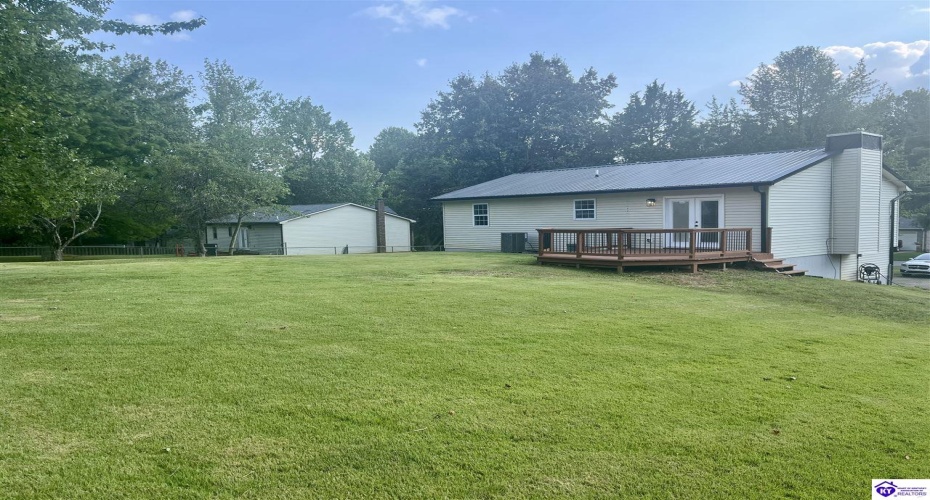 Pleasant View Drive, Elizabethtown, Kentucky 42701, ,2 BathroomsBathrooms,For Sale,Pleasant View Drive,HK24004261