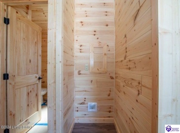 Cave Hill Road, Munfordville, Kentucky 42765, ,1 BathroomBathrooms,For Sale,Cave Hill Road,HK24003065