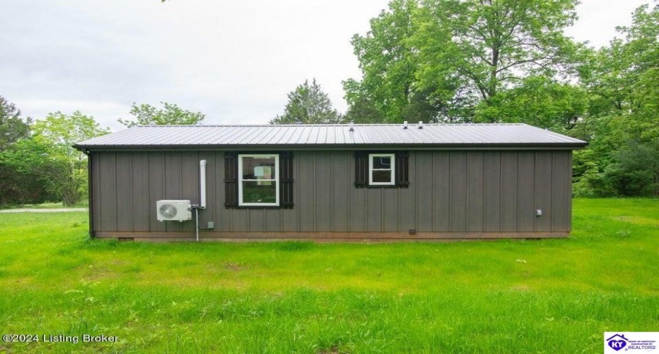 Cave Hill Road, Munfordville, Kentucky 42765, ,1 BathroomBathrooms,For Sale,Cave Hill Road,HK24003065