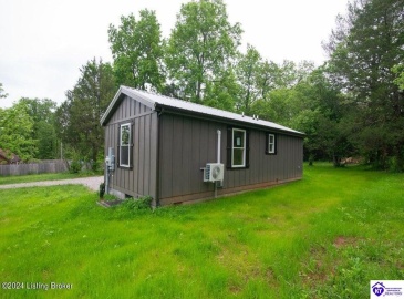 Cave Hill Road, Munfordville, Kentucky 42765, ,1 BathroomBathrooms,For Sale,Cave Hill Road,HK24003065