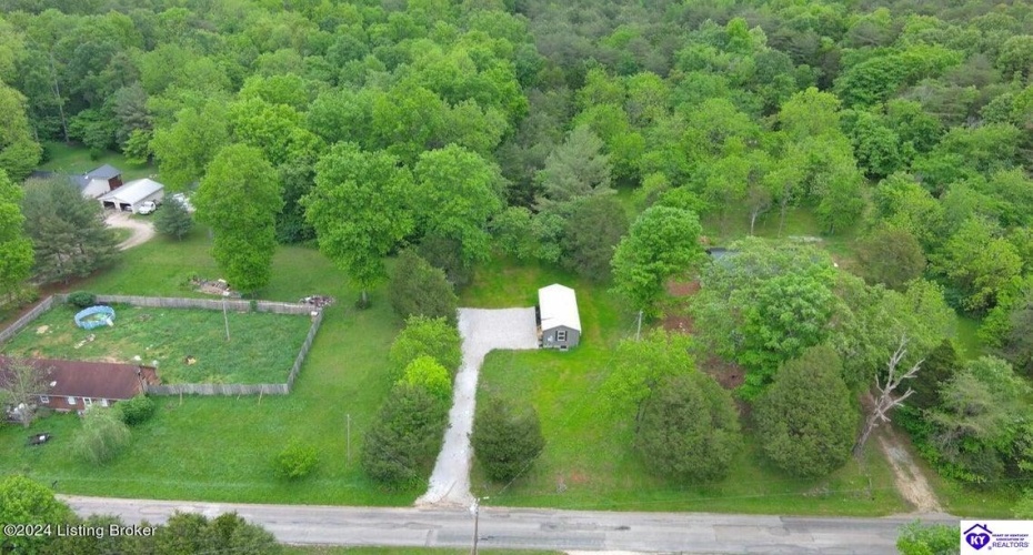 Cave Hill Road, Munfordville, Kentucky 42765, ,1 BathroomBathrooms,For Sale,Cave Hill Road,HK24003065