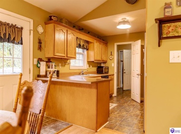 Foxboro Road, Brandenburg, Kentucky 40108, ,3 BathroomsBathrooms,For Sale,Foxboro Road,HK24004267