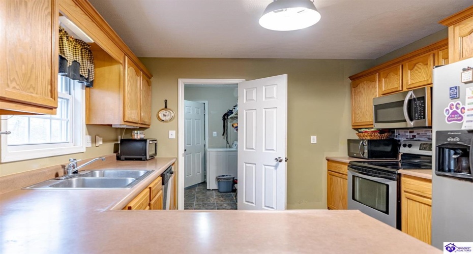 Foxboro Road, Brandenburg, Kentucky 40108, ,3 BathroomsBathrooms,For Sale,Foxboro Road,HK24004267