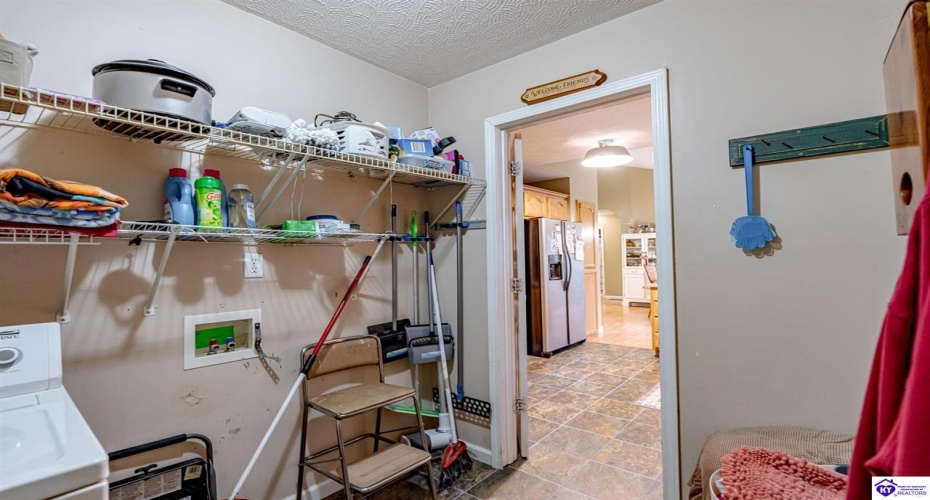 Foxboro Road, Brandenburg, Kentucky 40108, ,3 BathroomsBathrooms,For Sale,Foxboro Road,HK24004267