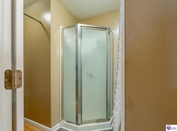 Foxboro Road, Brandenburg, Kentucky 40108, ,3 BathroomsBathrooms,For Sale,Foxboro Road,HK24004267