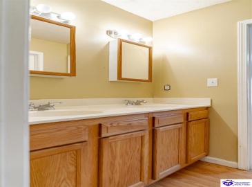 Foxboro Road, Brandenburg, Kentucky 40108, ,3 BathroomsBathrooms,For Sale,Foxboro Road,HK24004267