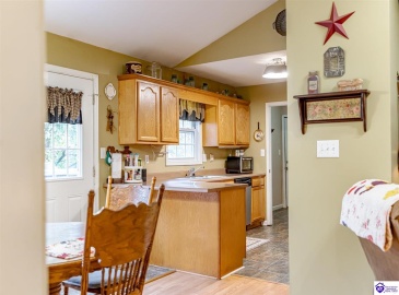 Foxboro Road, Brandenburg, Kentucky 40108, ,3 BathroomsBathrooms,For Sale,Foxboro Road,HK24004267