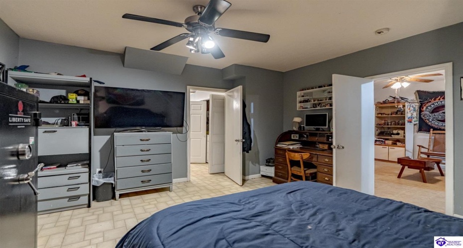 Foxboro Road, Brandenburg, Kentucky 40108, ,3 BathroomsBathrooms,For Sale,Foxboro Road,HK24004267