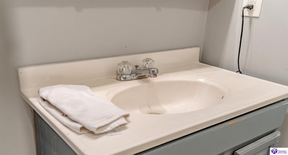 Foxboro Road, Brandenburg, Kentucky 40108, ,3 BathroomsBathrooms,For Sale,Foxboro Road,HK24004267