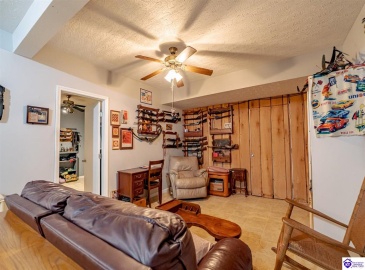 Foxboro Road, Brandenburg, Kentucky 40108, ,3 BathroomsBathrooms,For Sale,Foxboro Road,HK24004267