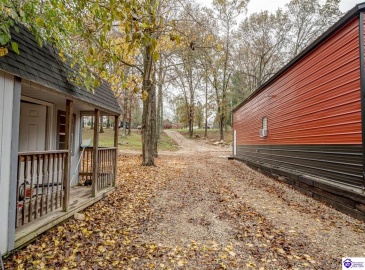 Foxboro Road, Brandenburg, Kentucky 40108, ,3 BathroomsBathrooms,For Sale,Foxboro Road,HK24004267