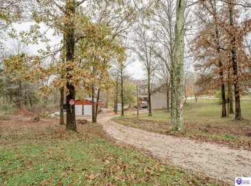 Foxboro Road, Brandenburg, Kentucky 40108, ,3 BathroomsBathrooms,For Sale,Foxboro Road,HK24004267