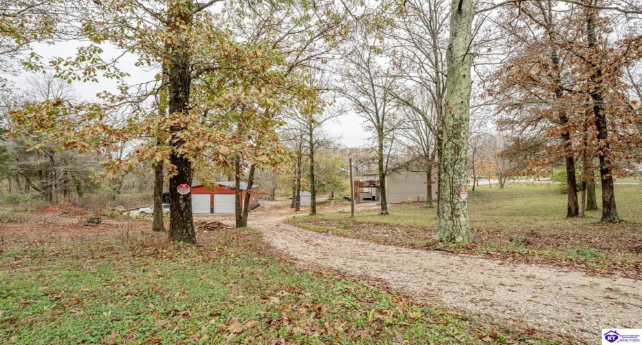 Foxboro Road, Brandenburg, Kentucky 40108, ,3 BathroomsBathrooms,For Sale,Foxboro Road,HK24004267