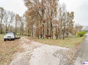 Foxboro Road, Brandenburg, Kentucky 40108, ,3 BathroomsBathrooms,For Sale,Foxboro Road,HK24004267