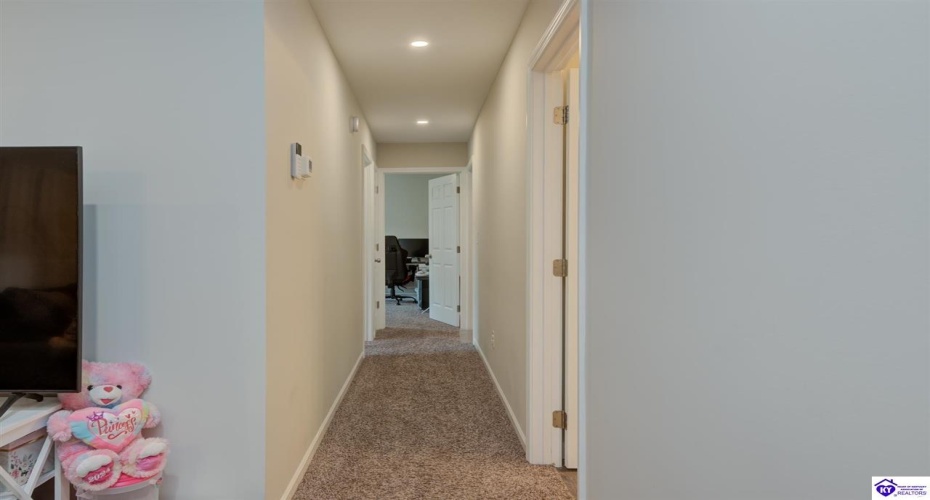 Deering Lane, Radcliff, Kentucky 40160, ,2 BathroomsBathrooms,For Sale,Deering Lane,HK24004272