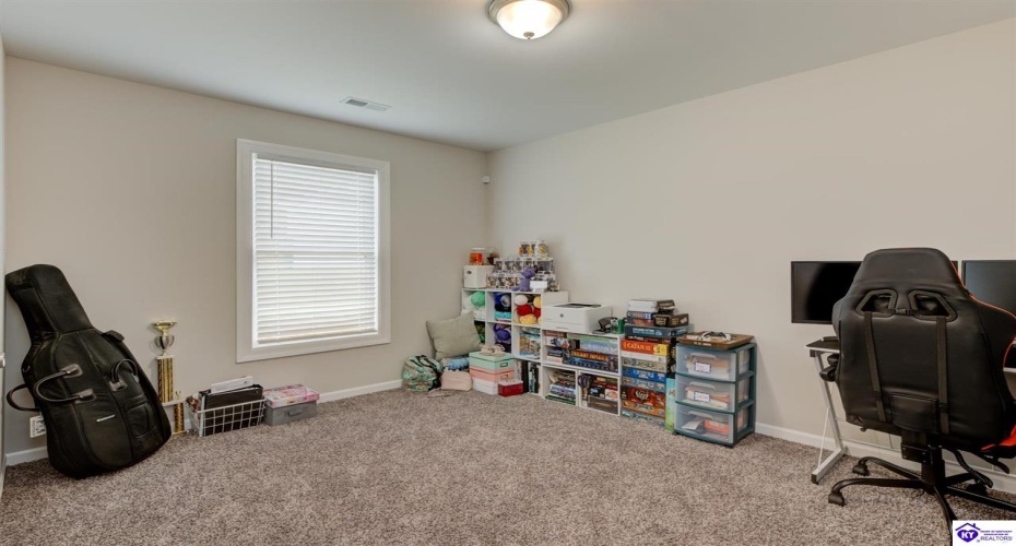 Deering Lane, Radcliff, Kentucky 40160, ,2 BathroomsBathrooms,For Sale,Deering Lane,HK24004272