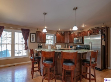 Eagle Point, Brandenburg, Kentucky 40108, ,3 BathroomsBathrooms,For Sale,Eagle Point,HK24004275