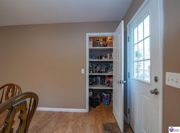 Eagle Point, Brandenburg, Kentucky 40108, ,3 BathroomsBathrooms,For Sale,Eagle Point,HK24004275