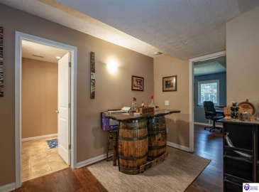 Eagle Point, Brandenburg, Kentucky 40108, ,3 BathroomsBathrooms,For Sale,Eagle Point,HK24004275