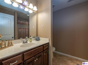 Eagle Point, Brandenburg, Kentucky 40108, ,3 BathroomsBathrooms,For Sale,Eagle Point,HK24004275